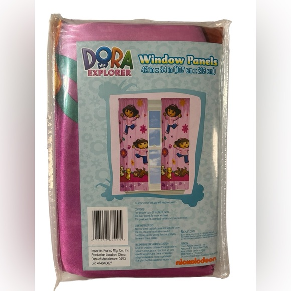 Dora the Explorer Pets ONE Window Panel (42” x 84”) Franco Mfg. - Picture 3 of 4